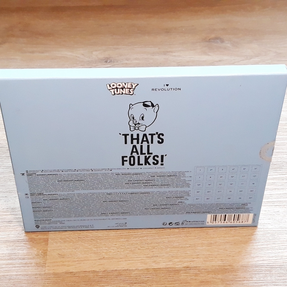 I Heart Revolution Looney Tunes Shadow Palette - 30 Eye Shadow Colors - Picture 9 of 13